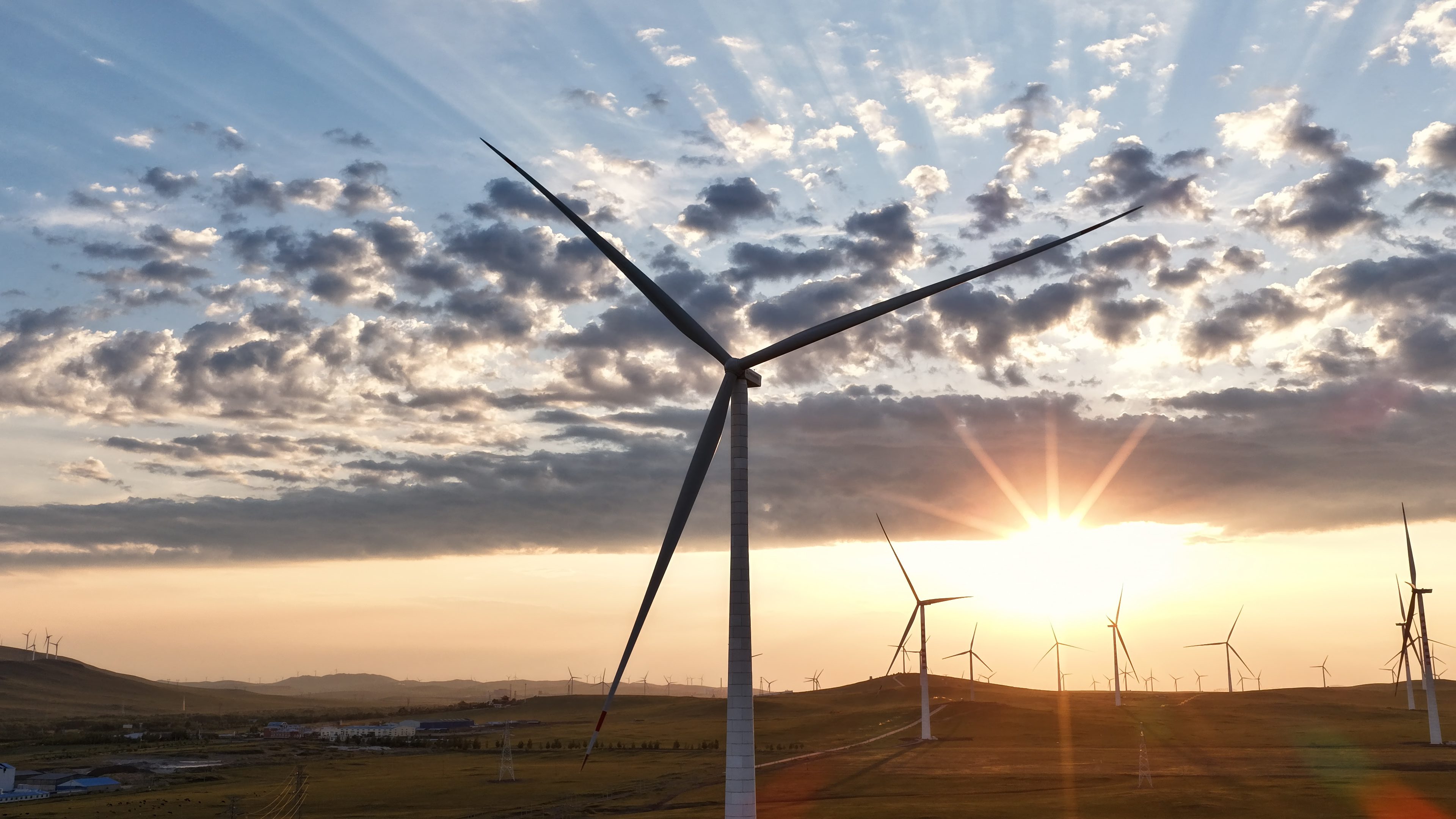 非凡国际&ldquo;10MW级陆优势电机组&rdquo;入选浙江造作精品！