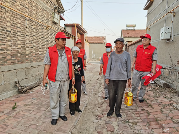 真帮实扶暖人心，助人为乐献真情